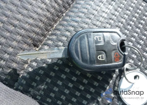 2014 Ford F150 Stx из США, поврежденный, VIN 1FTMF1EF4EKF59906